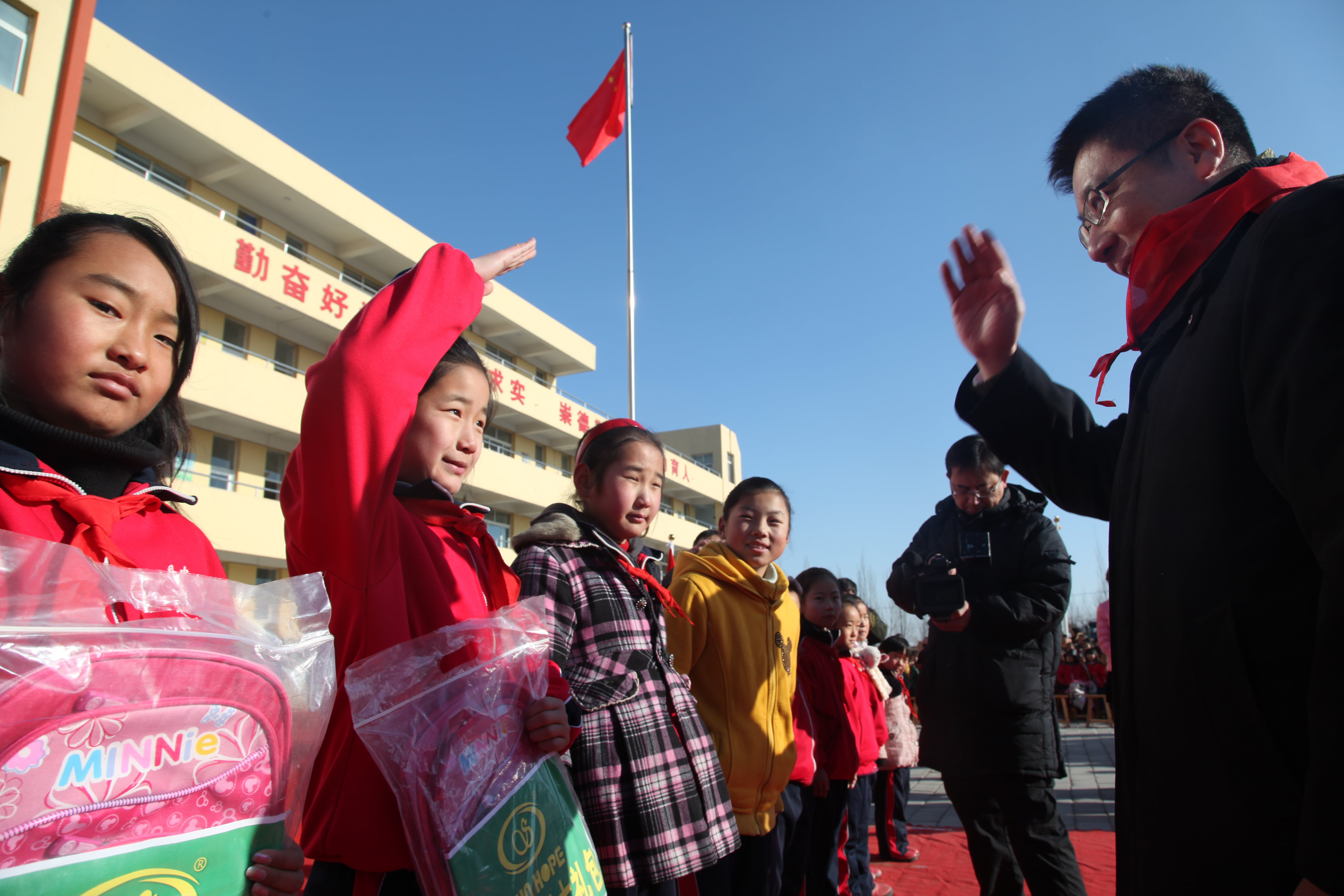 第28所 包头市哈业胡同押球官方网站-押球（中国）
刘金萍小学