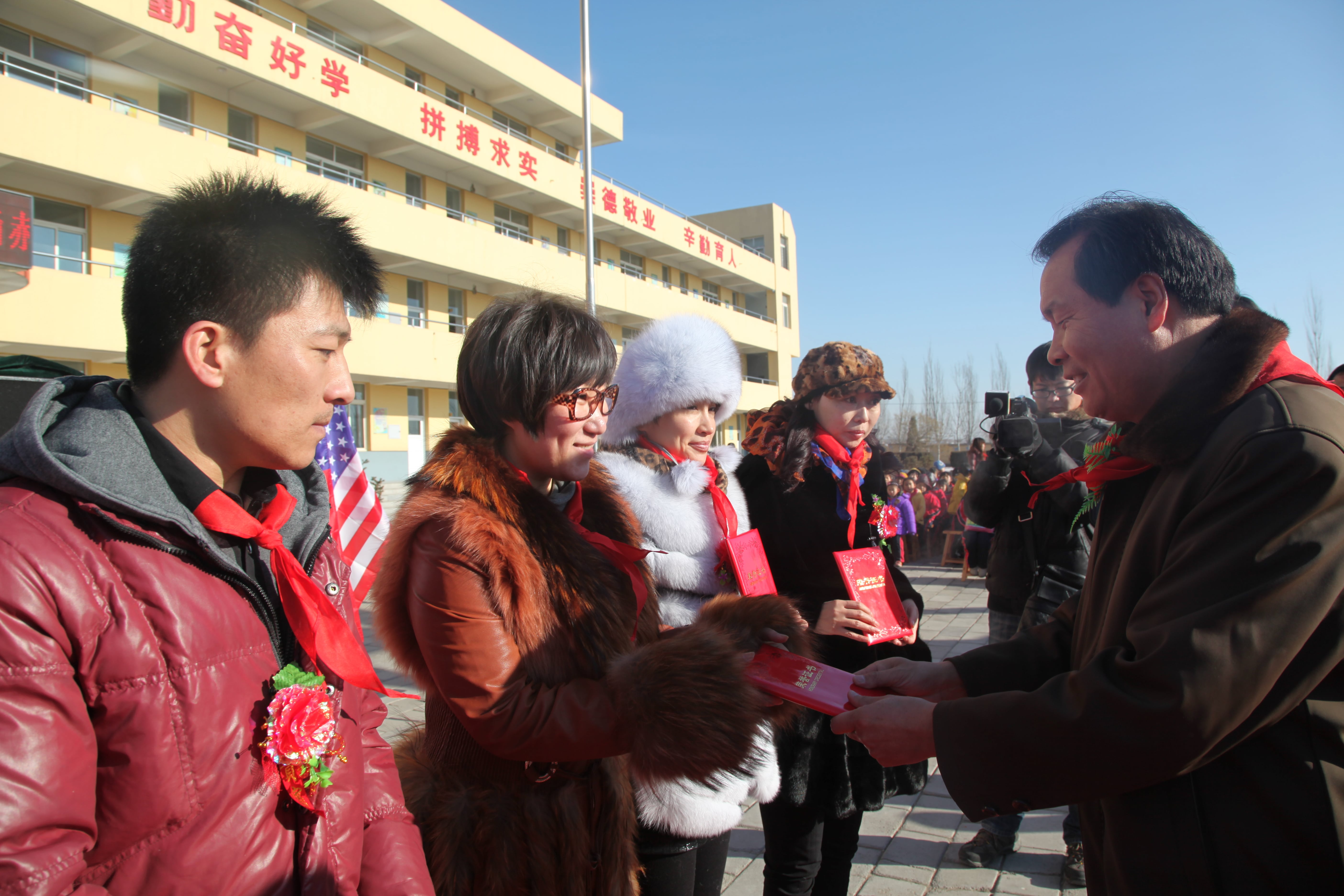 第28所 包头市哈业胡同押球官方网站-押球（中国）
刘金萍小学