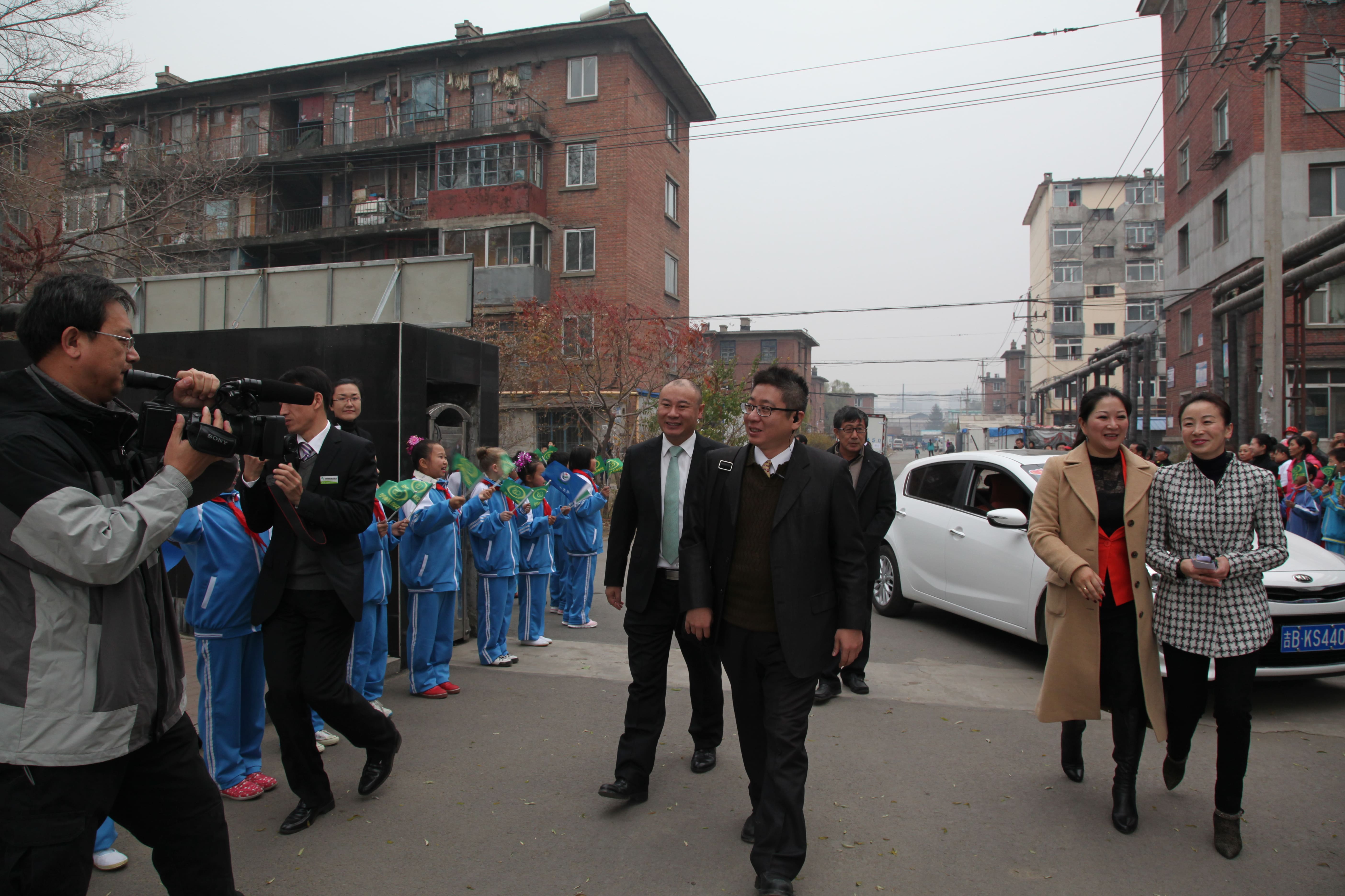 第30所 吉林市昌邑区押球官方网站-押球（中国）
赵杰小学